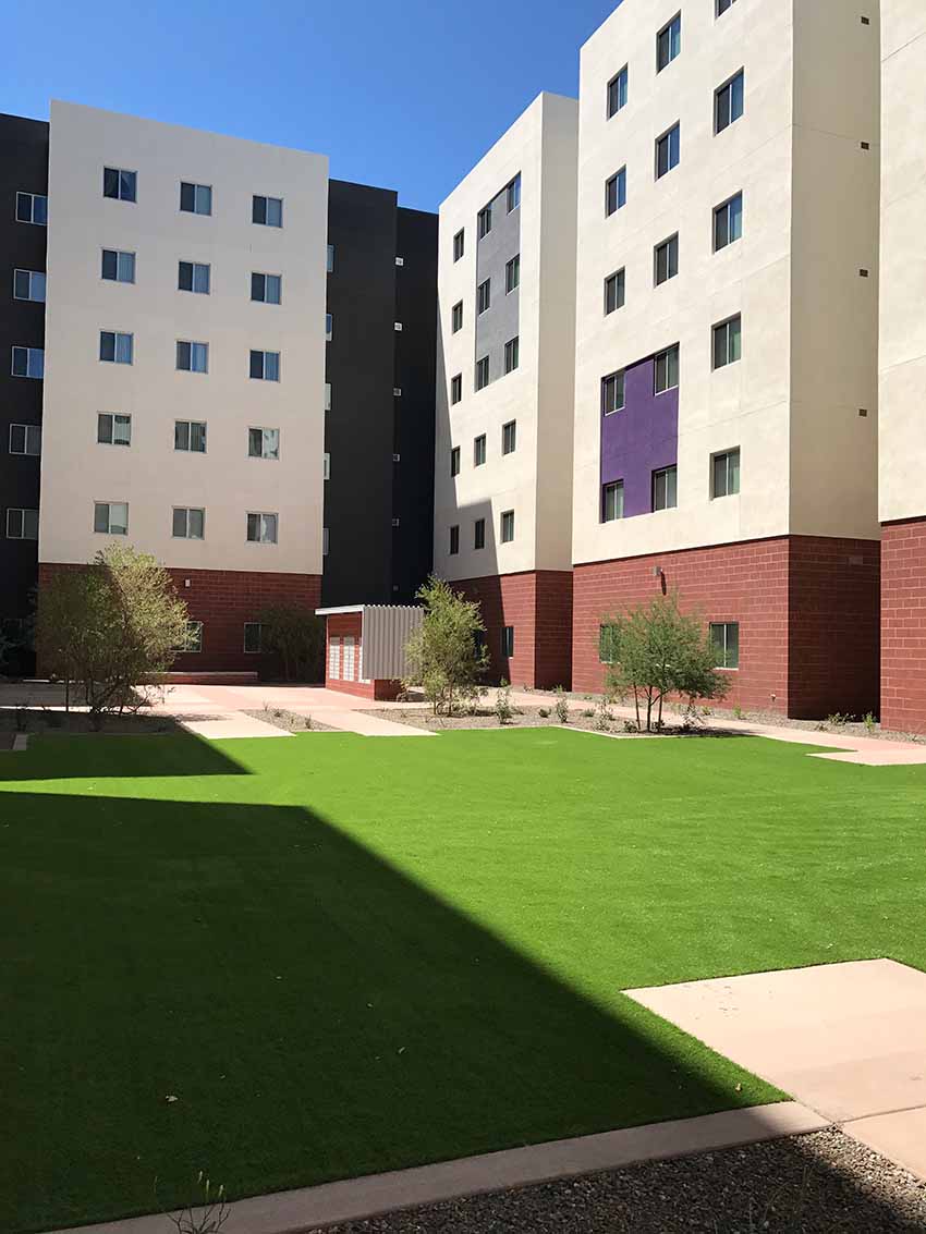 Grand Caynon University Artificial Grass